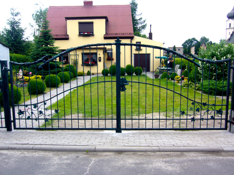 Bramy i furtki 8 Stal System - konstrukcje stalowe, ogrodzenia Ruda Śląska, Bytom, Katowice, Sosnowiec, Zabrze, Chorzów, Gliwice, Mysłowice. Stal System - konstrukcje stalowe, ogrodzenia Ruda Śląska, Bytom, Katowice, Sosnowiec, Zabrze, Chorzów, Gliwice, Mysłowice.