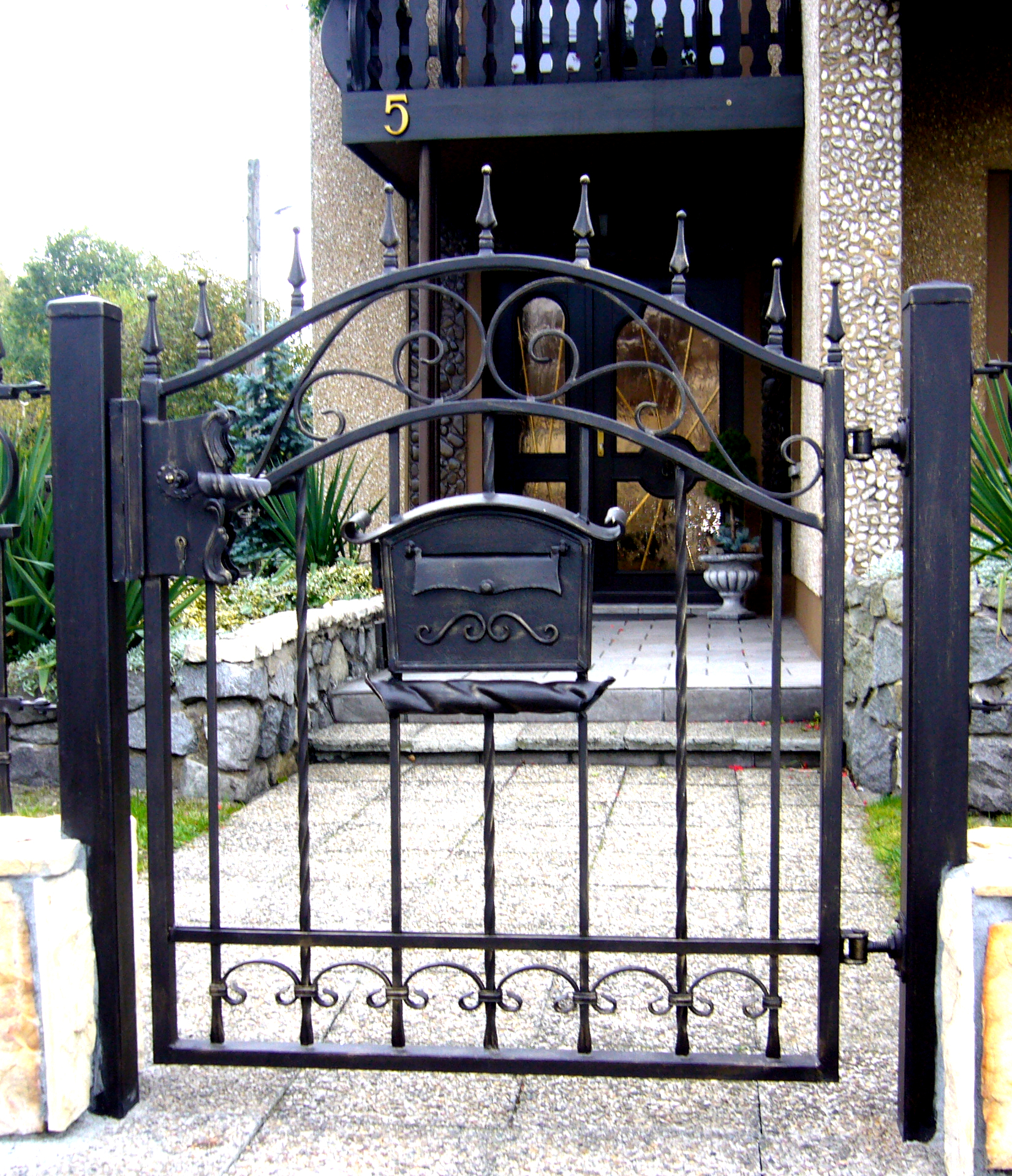 Bramy i furtki 17 Stal System - konstrukcje stalowe, ogrodzenia Ruda Śląska, Bytom, Katowice, Sosnowiec, Zabrze, Chorzów, Gliwice, Mysłowice. Stal System - konstrukcje stalowe, ogrodzenia Ruda Śląska, Bytom, Katowice, Sosnowiec, Zabrze, Chorzów, Gliwice, Mysłowice.