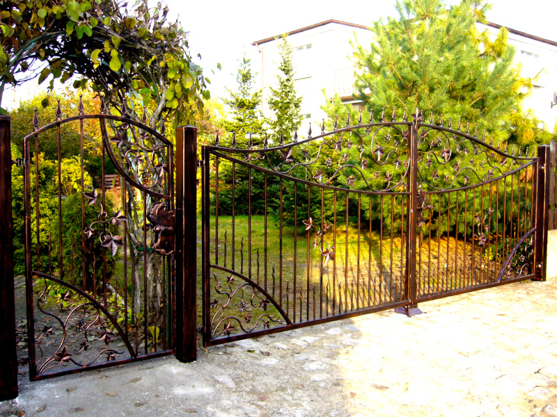 Bramy i furtki 14 Stal System - konstrukcje stalowe, ogrodzenia Ruda Śląska, Bytom, Katowice, Sosnowiec, Zabrze, Chorzów, Gliwice, Mysłowice. Stal System - konstrukcje stalowe, ogrodzenia Ruda Śląska, Bytom, Katowice, Sosnowiec, Zabrze, Chorzów, Gliwice, Mysłowice.